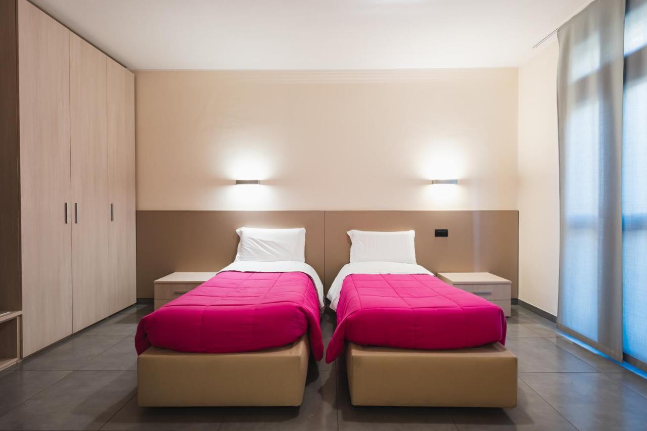 Parini Hotel Bosisio Parini Luaran gambar