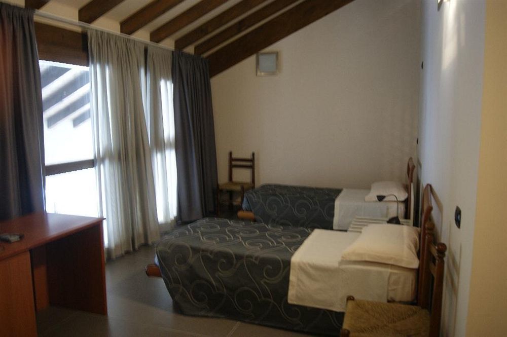 Parini Hotel Bosisio Parini Luaran gambar