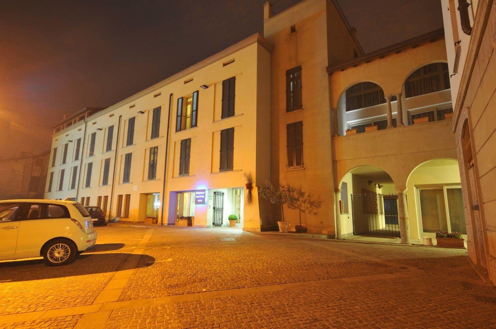 Parini Hotel Bosisio Parini Luaran gambar